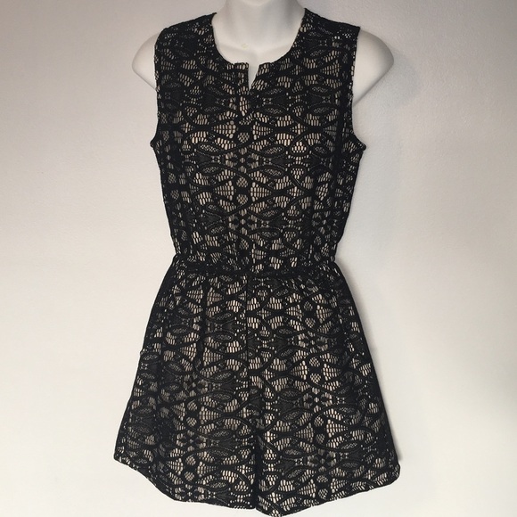 Xhilaration romper Médium - Picture 3 of 8